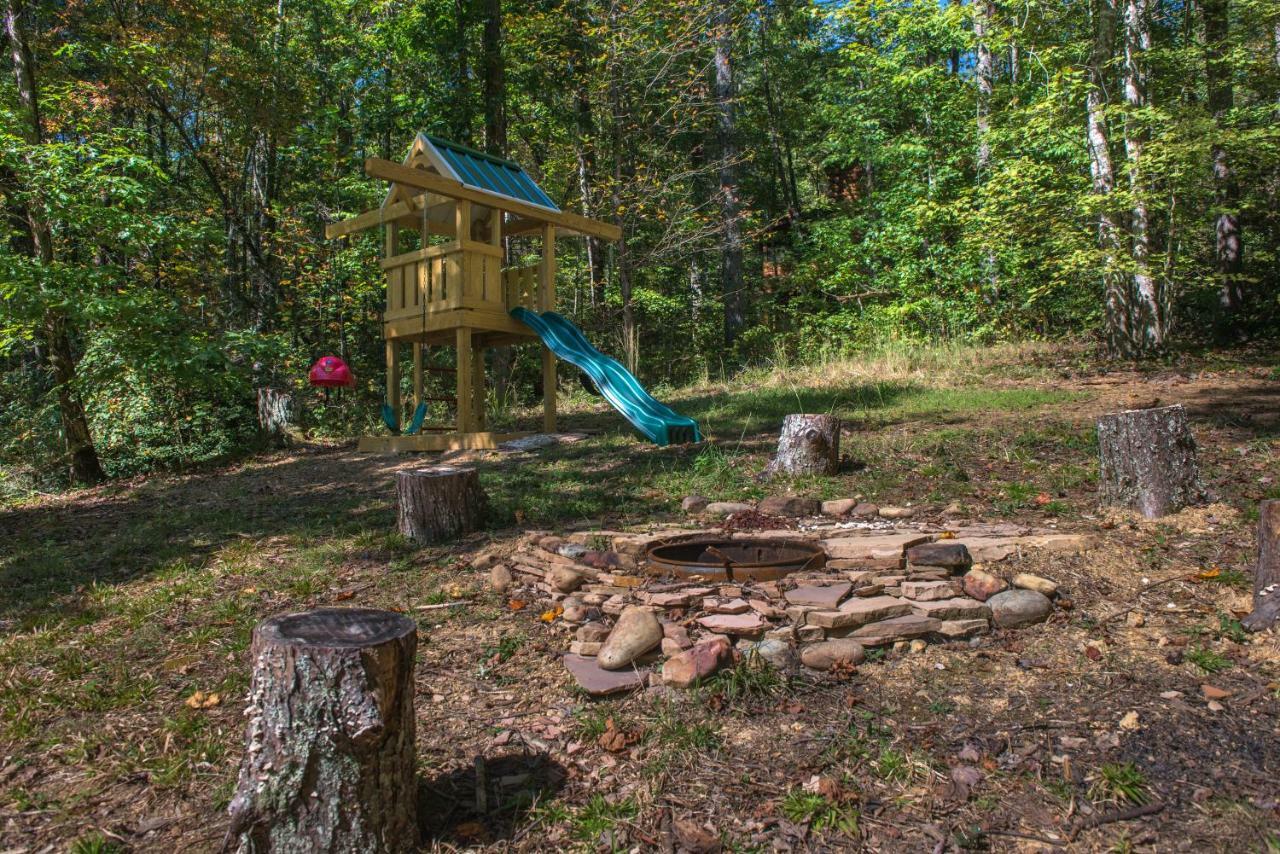 Вилла Bearfoot Retreat Waldens Creek Экстерьер фото