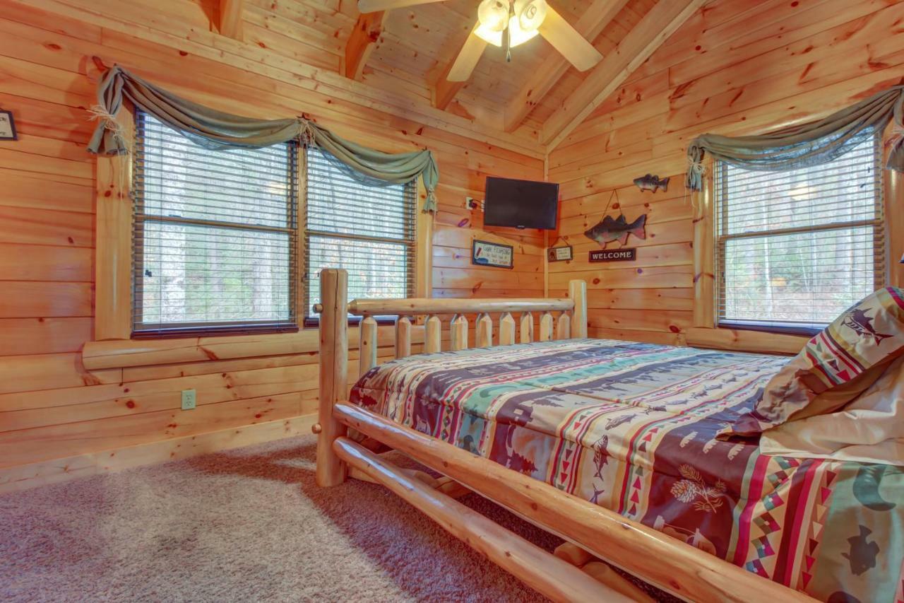 Вилла Bearfoot Retreat Waldens Creek Экстерьер фото