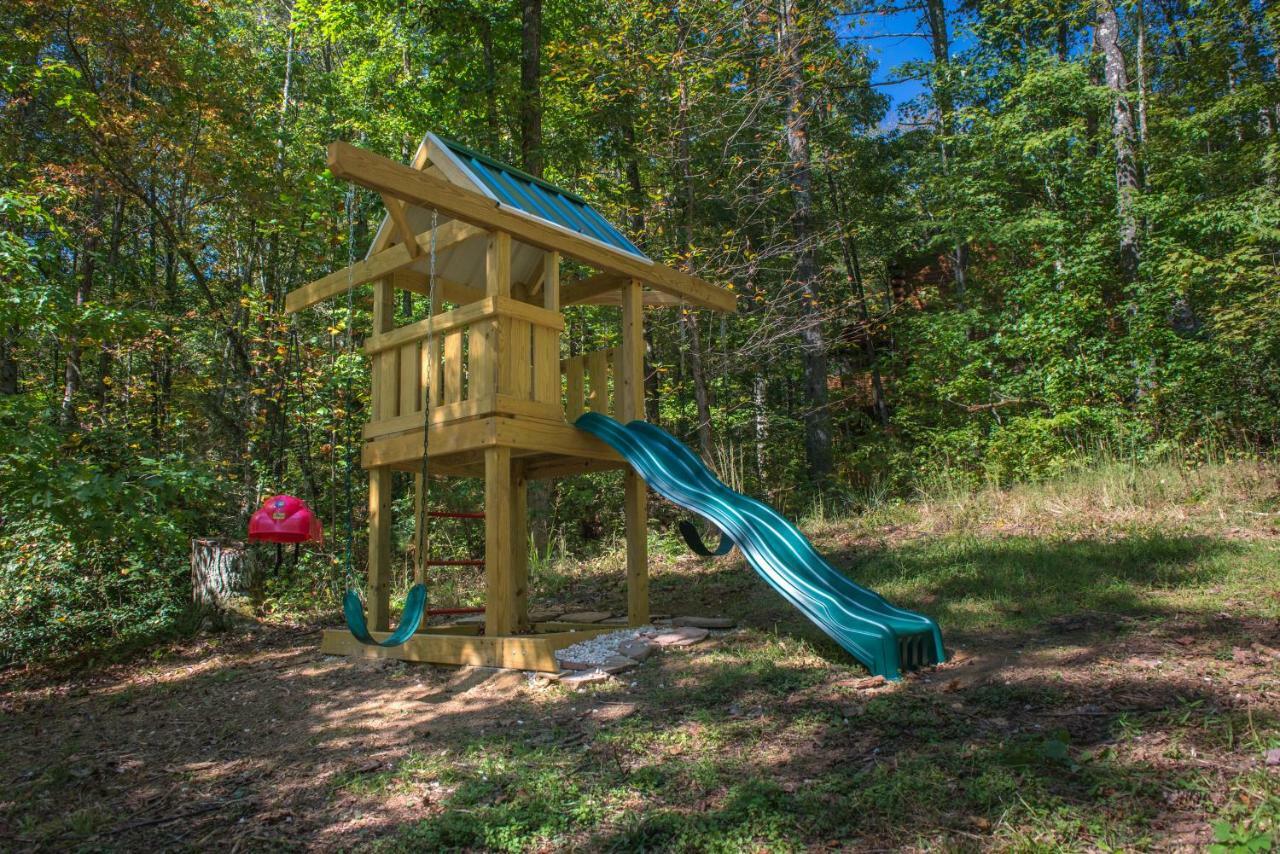 Вилла Bearfoot Retreat Waldens Creek Экстерьер фото